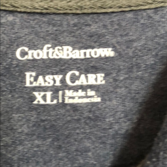 Men’s 1/4 zip up sweater - Picture 2 of 4